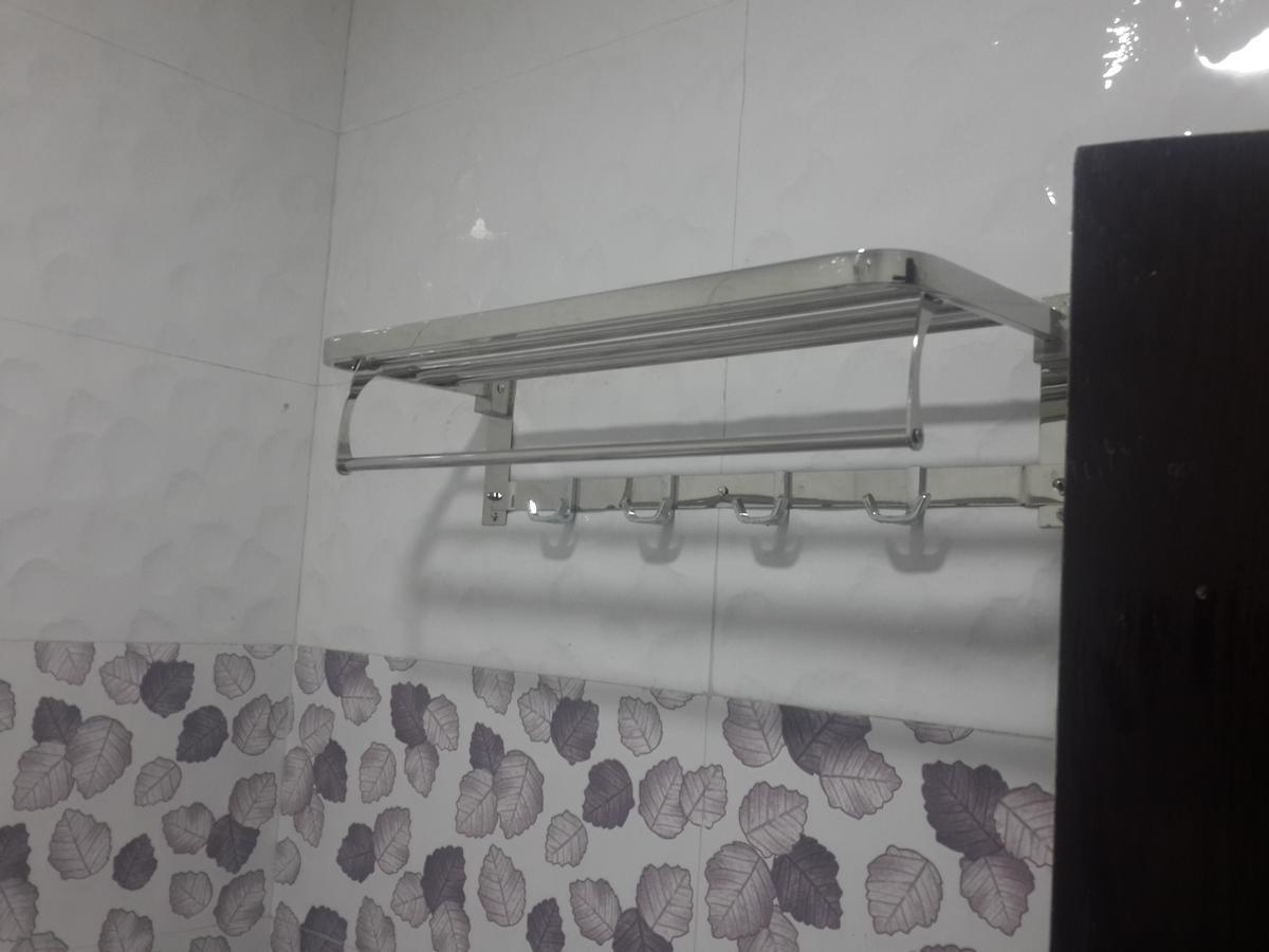 Hotel Holiday Era Opposite Railway Station ออรังกาบัด ภายนอก รูปภาพ
